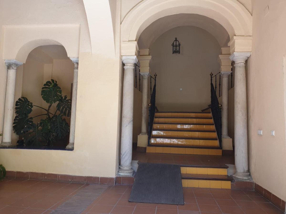 Santa Ana - Palacio Del Infantado Sewilla Zewnętrze zdjęcie