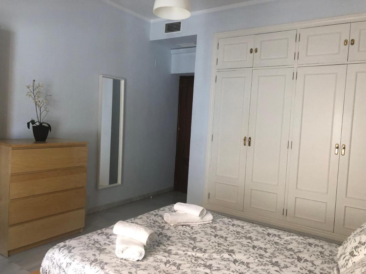 Santa Ana - Palacio Del Infantado Sewilla Zewnętrze zdjęcie